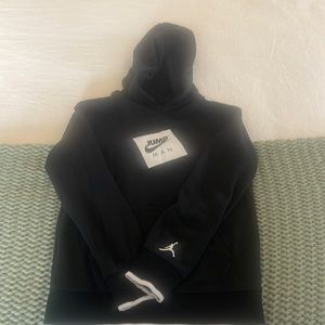 Jordan size medium black sweatshirt